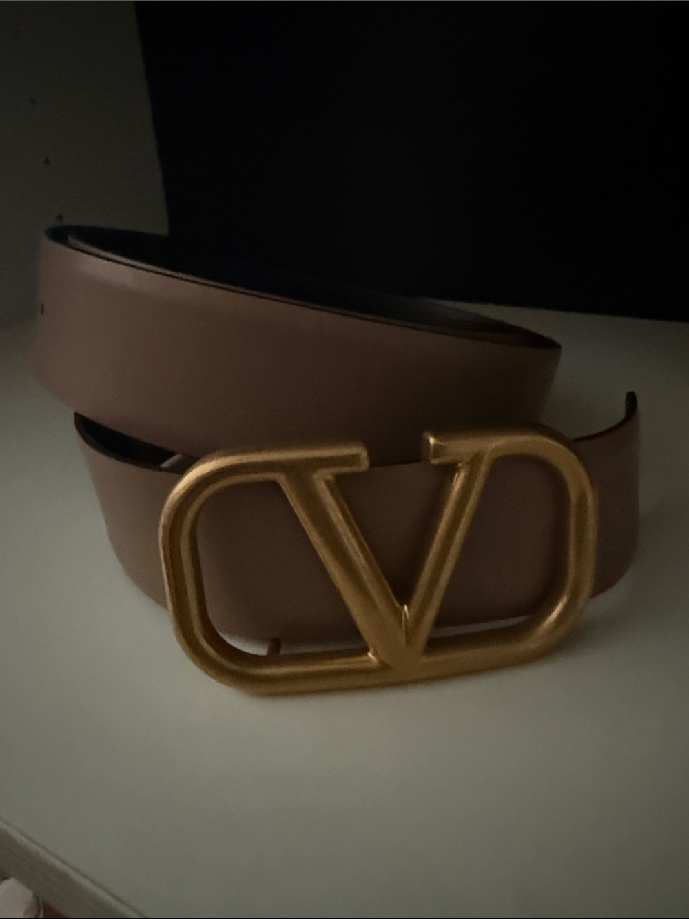 Valentino taupe leather belt with gold V logo buckle